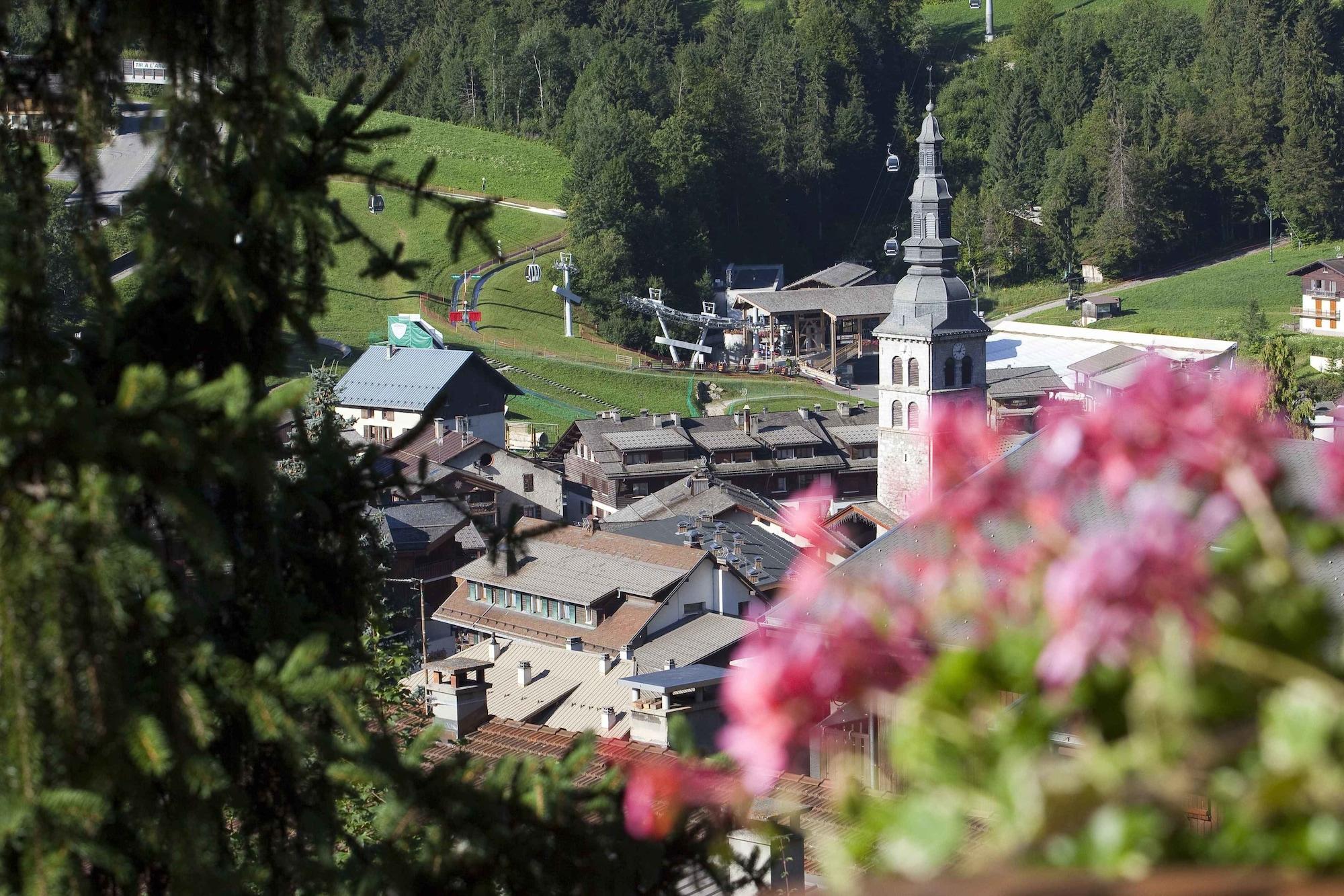 Beaulieu Hotel La Clusaz Exterior photo
